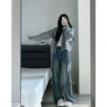 Chic Korean Knit Zipper Cardigan for Women 3 | PricZone Chic Korean Knit Zipper Cardigan for Women 3 | PricZone