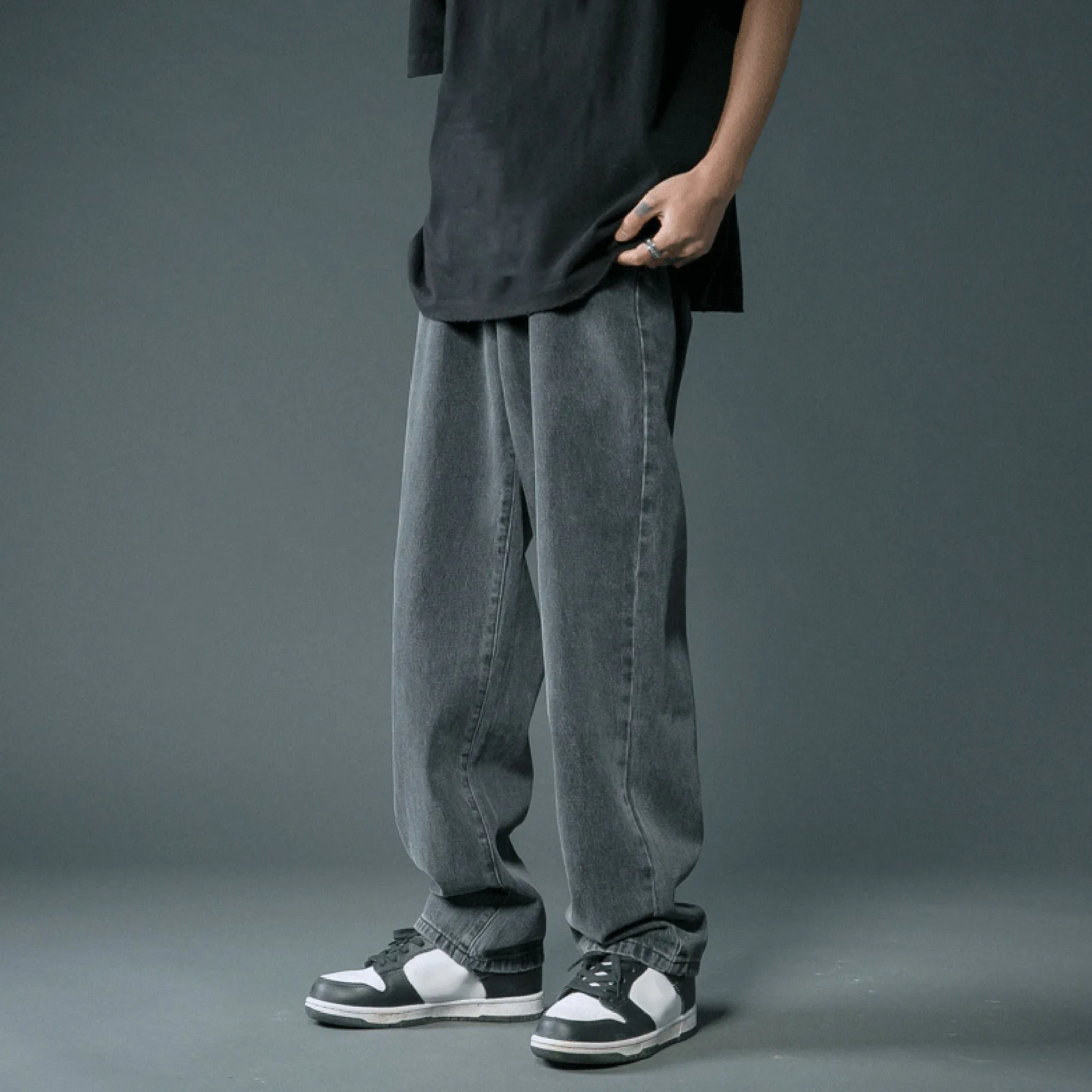 2023 New Street Casual Baggy Jeans Mens Streetwear Hip Hop Straight Wide Leg Trousers Students Denim Pants Blue Black White 5 | PricZone 2023 New Street Casual Baggy Jeans Mens Streetwear Hip Hop Straight Wide Leg Trousers Students Denim Pants Blue Black White 5 | PricZone