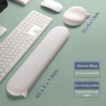 Chat Bubble Silicone Mouse Pad with Keyboard Wrist Rest 1 | PricZone