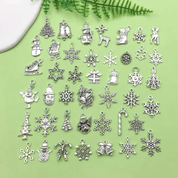 Christmas Charms Set Santa Snowflake Pendants 1 | PricZone