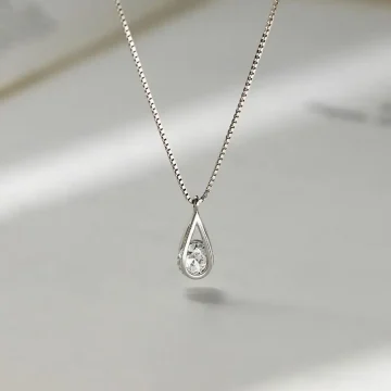 Water Drop Zircon Silver Crystal Necklace 2